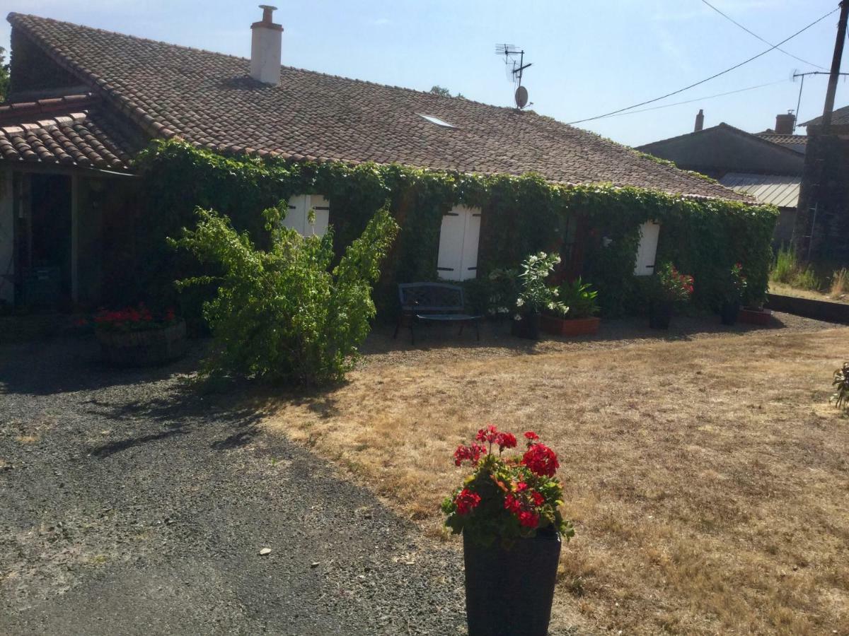 Ouche De Gravoire Gite Vallet Exterior photo